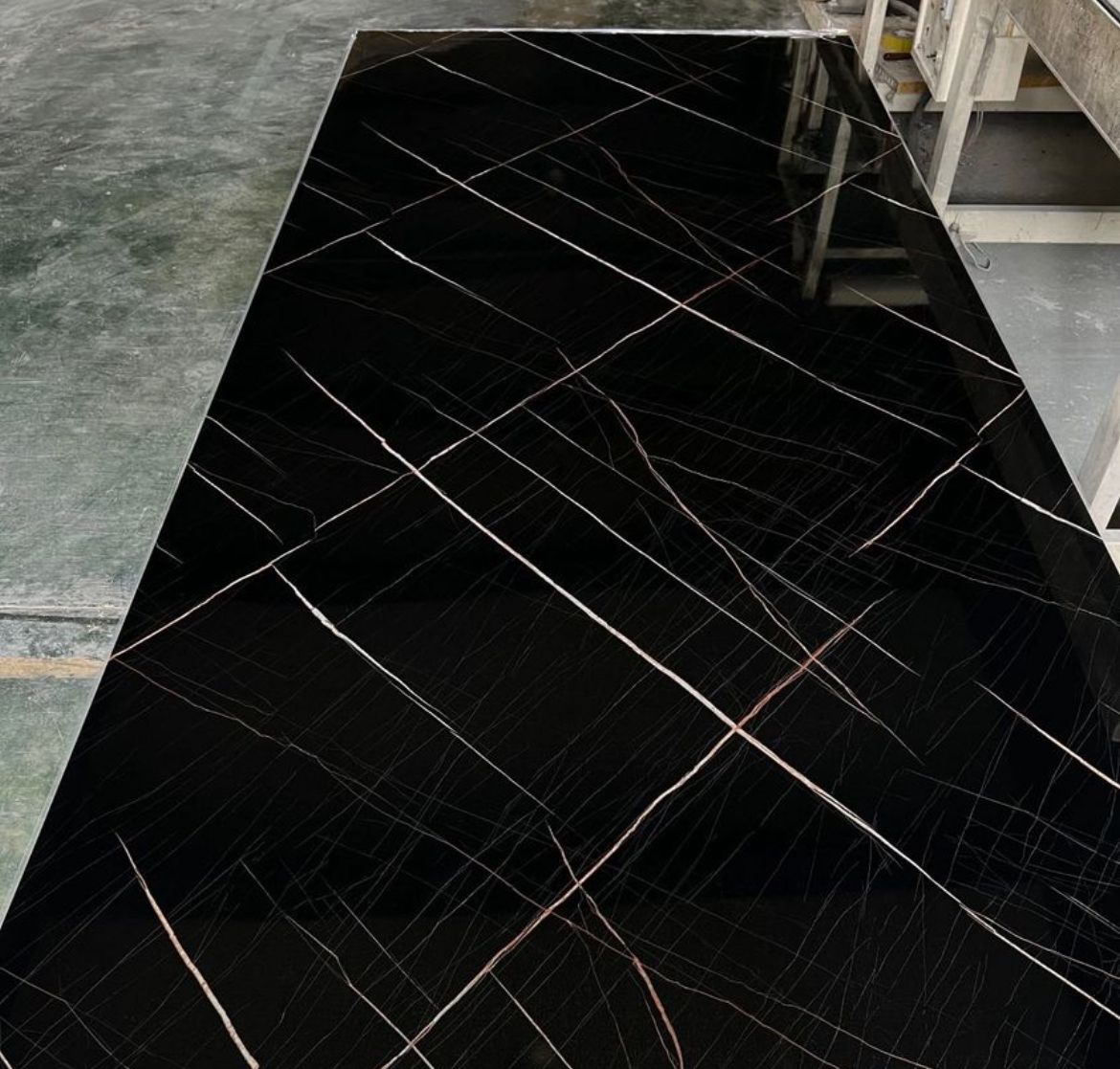 Placa Simil Marmol color Negro 2.5mm