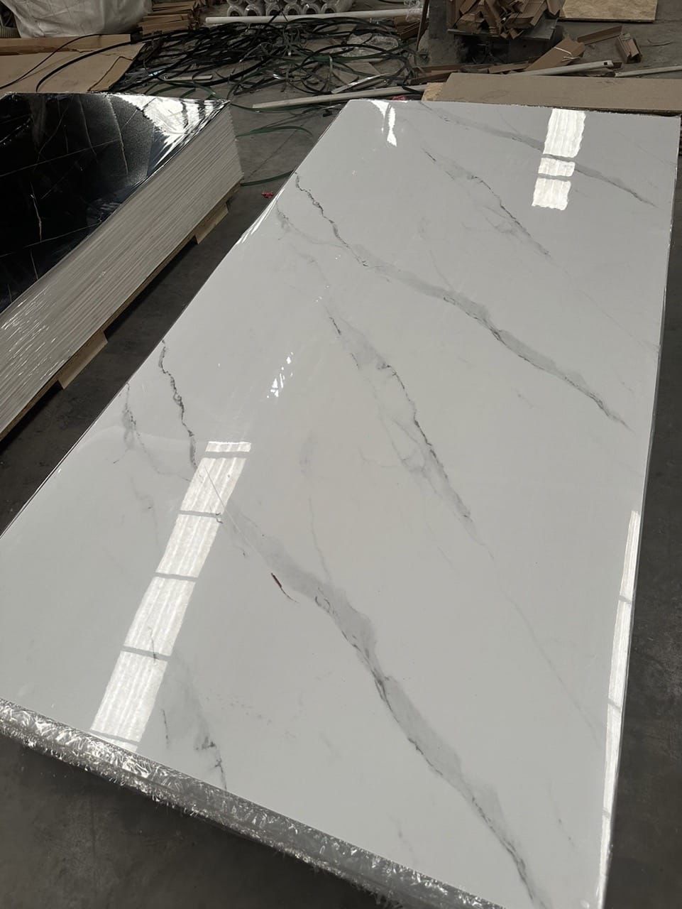 Placa Simil Marmol color Blanco 2mm
